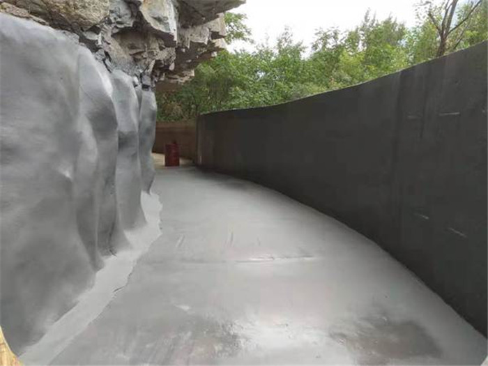 北京房山区“胜天渠”聚脲防水施工6