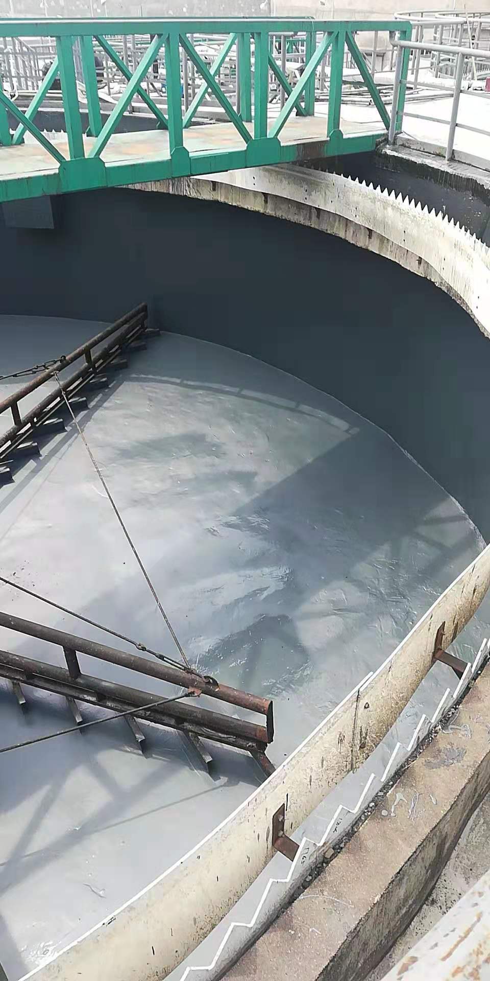 鸡西焦化厂污水池防腐