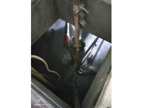 四川绵竹 漏斗状铁罐防腐